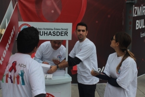 1 December World AIDS Day
